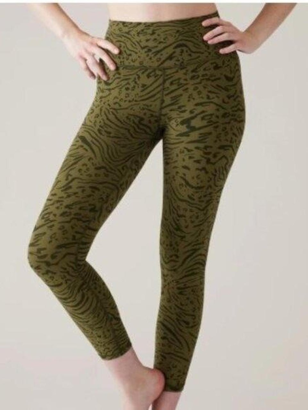 Athleta Transcend Green Animal Print Leggings